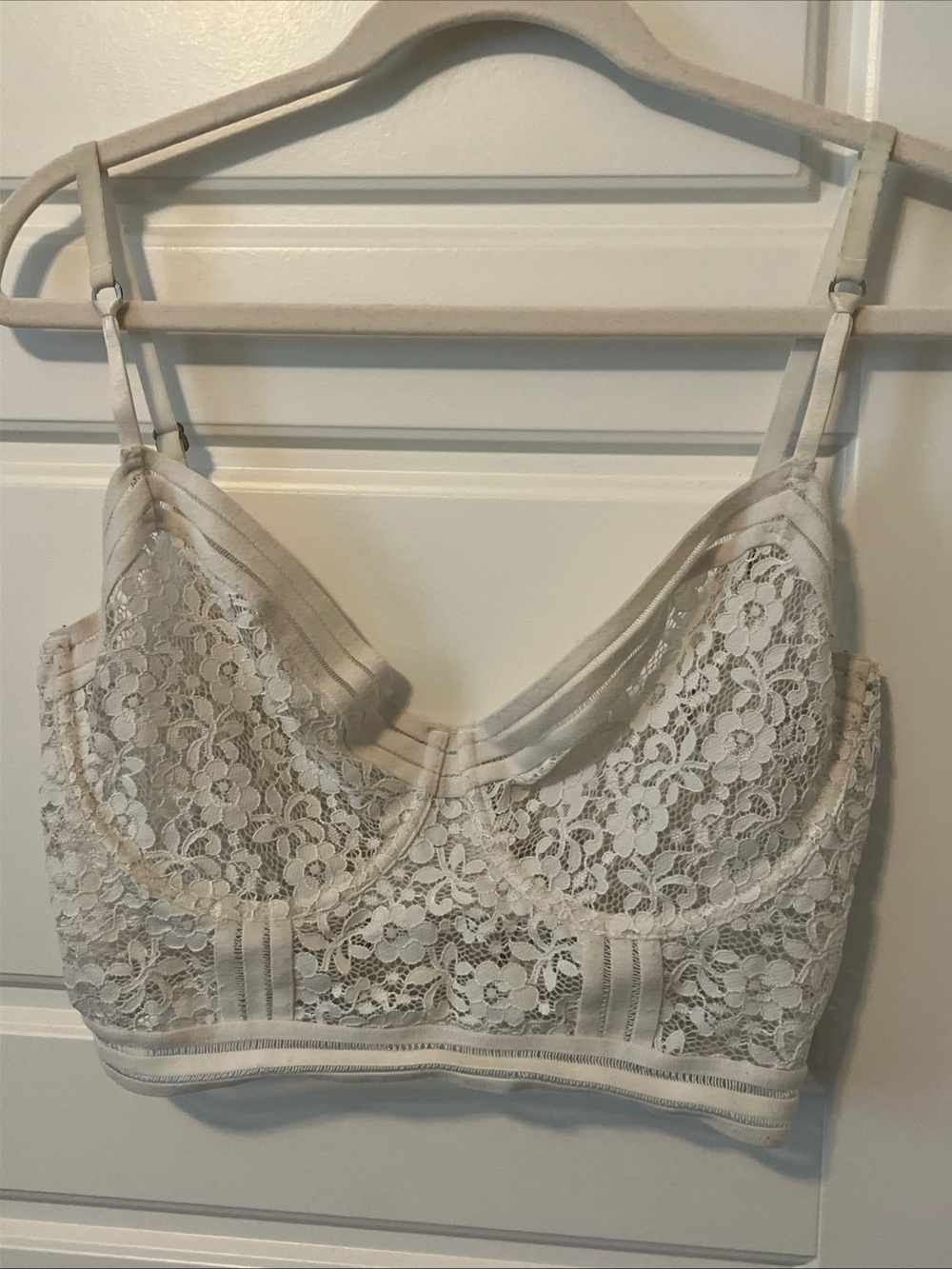 Lonely Lingerie Longline White Lace Bra 34DD